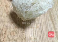 燕窝是怎么弄出来的：揭秘燕窝的制作过程与来源