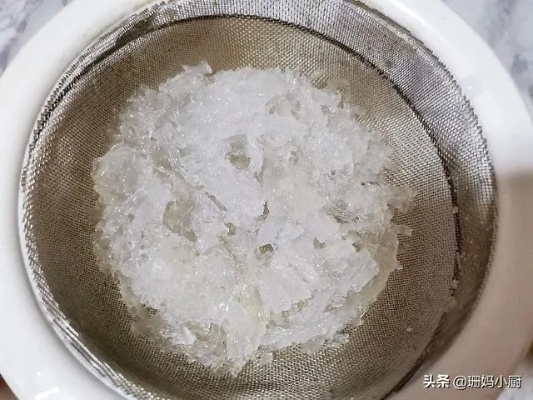 '便捷速食：免洗燕窝简易制作教程'