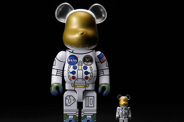 MEDICOM TOY x NASA 2019 联名宇航员 BE@RBRICK 玩偶.jpg