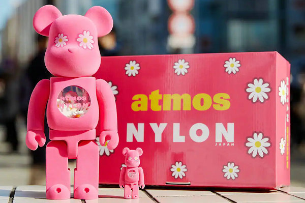 については】 atmos - BE@RBRICK atmos NYLON JAPAN 100％ & 400％の ...
